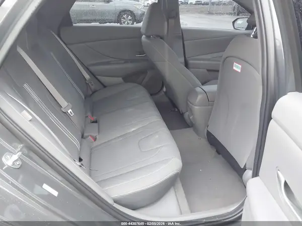 KMHLM4DG2RU734057 2024 HYUNDAI ELANTRA - Image 8