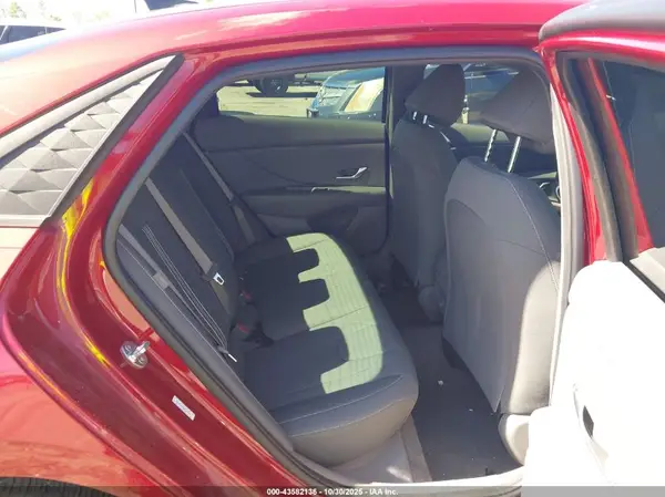 KMHLM4DG2RU735788 2024 HYUNDAI ELANTRA - Image 8