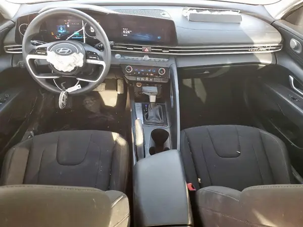KMHLM4DG2RU737718 2024 HYUNDAI ELANTRA - Image 8