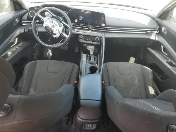 KMHLM4DG2RU743230 2024 HYUNDAI ELANTRA - Image 8