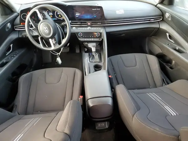 KMHLM4DG2RU748511 2024 HYUNDAI ELANTRA - Image 8