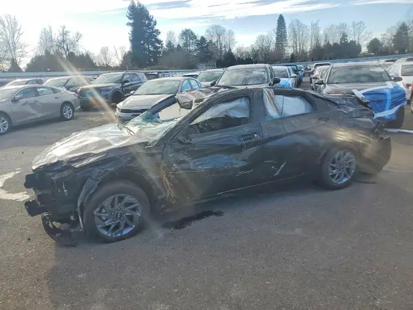 KMHLM4DG2RU750467 2024 HYUNDAI ELANTRA - Image 1