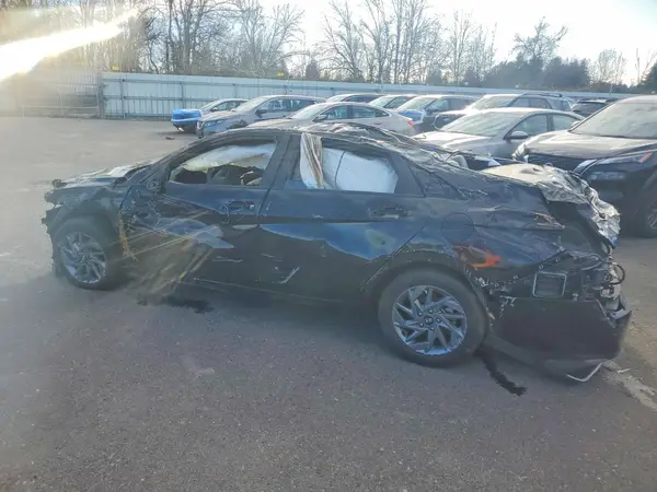 KMHLM4DG2RU750467 2024 HYUNDAI ELANTRA - Image 2