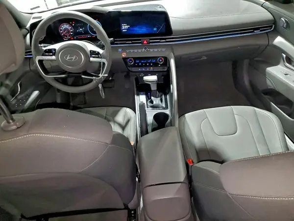 KMHLM4DG2RU751361 2024 HYUNDAI ELANTRA - Image 8