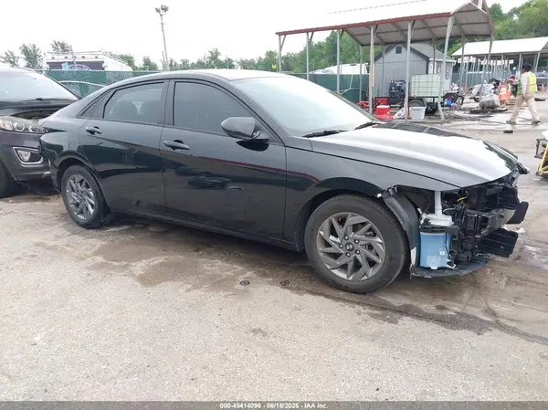 KMHLM4DG2RU755328 2024 HYUNDAI ELANTRA - Image 1