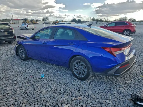 KMHLM4DG2RU757824 2024 HYUNDAI ELANTRA - Image 2