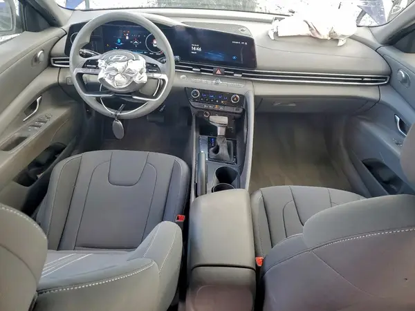 KMHLM4DG2RU757824 2024 HYUNDAI ELANTRA - Image 8
