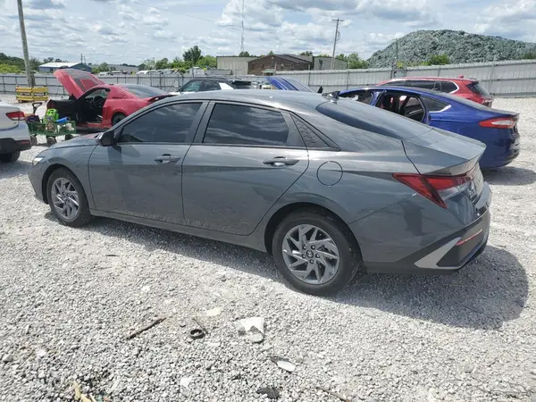 KMHLM4DG2RU766040 2024 HYUNDAI ELANTRA - Image 2
