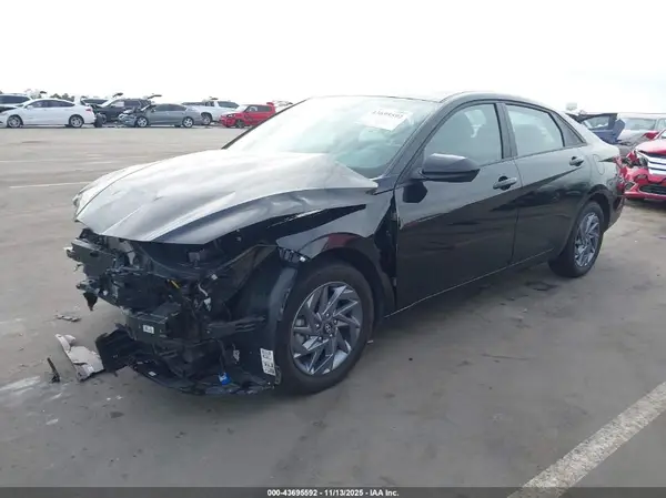 KMHLM4DG2RU769018 2024 HYUNDAI ELANTRA - Image 2
