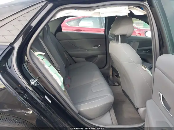 KMHLM4DG2RU769018 2024 HYUNDAI ELANTRA - Image 8