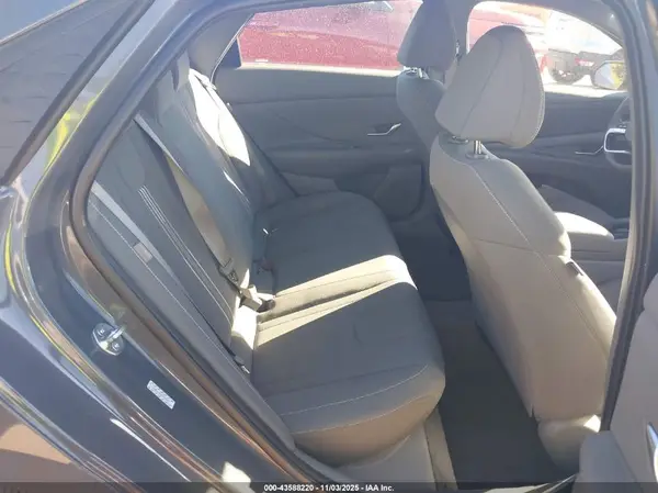 KMHLM4DG2RU770427 2024 HYUNDAI ELANTRA - Image 8