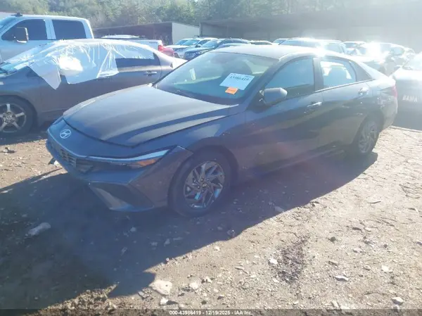 KMHLM4DG2RU770458 2024 HYUNDAI ELANTRA - Image 2