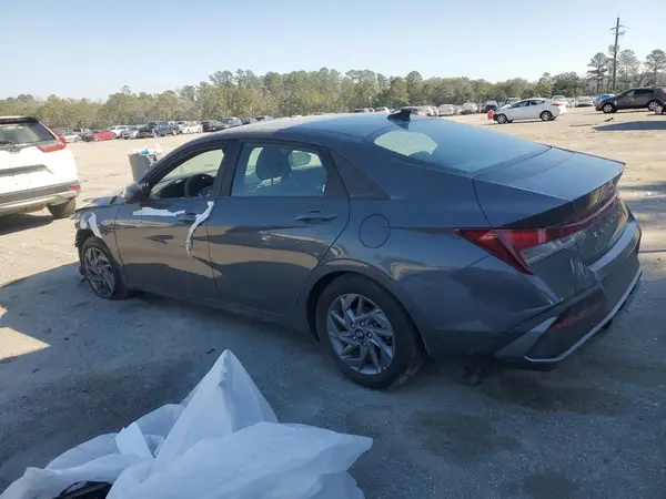 KMHLM4DG2RU771318 2024 HYUNDAI ELANTRA - Image 2