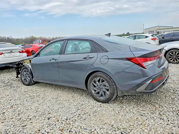 KMHLM4DG2RU772128 2024 HYUNDAI ELANTRA - Image 2