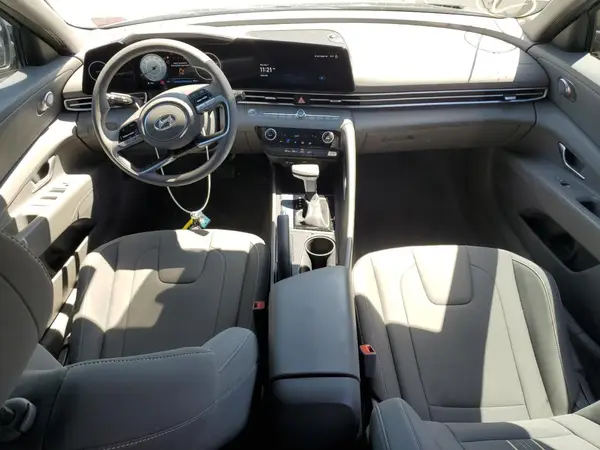 KMHLM4DG2RU776681 2024 HYUNDAI ELANTRA - Image 8