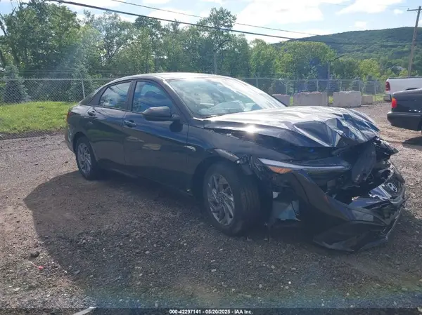 KMHLM4DG2RU781878 2024 HYUNDAI ELANTRA - Image 1