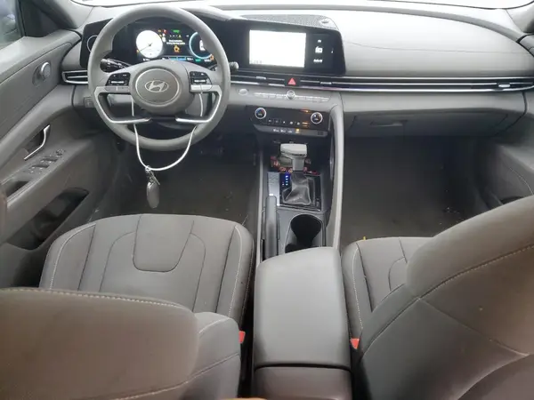 KMHLM4DG2RU783033 2024 HYUNDAI ELANTRA - Image 8