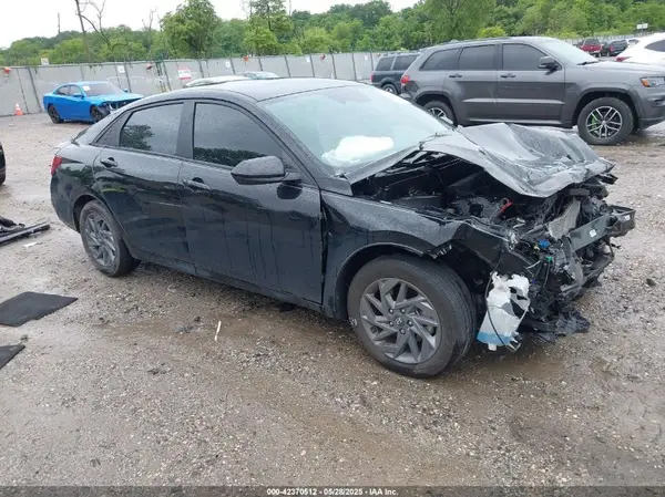 KMHLM4DG2RU783193 2024 HYUNDAI ELANTRA - Image 1