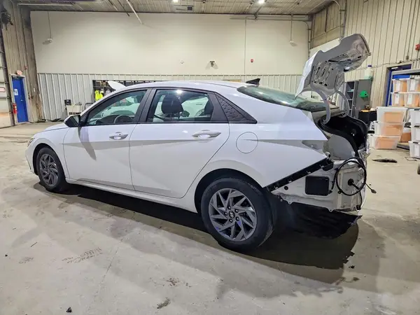 KMHLM4DG2RU783839 2024 HYUNDAI ELANTRA - Image 2