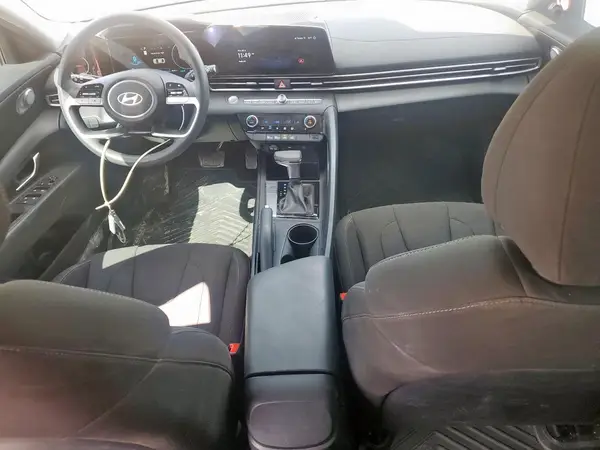 KMHLM4DG2RU794341 2024 HYUNDAI ELANTRA - Image 8