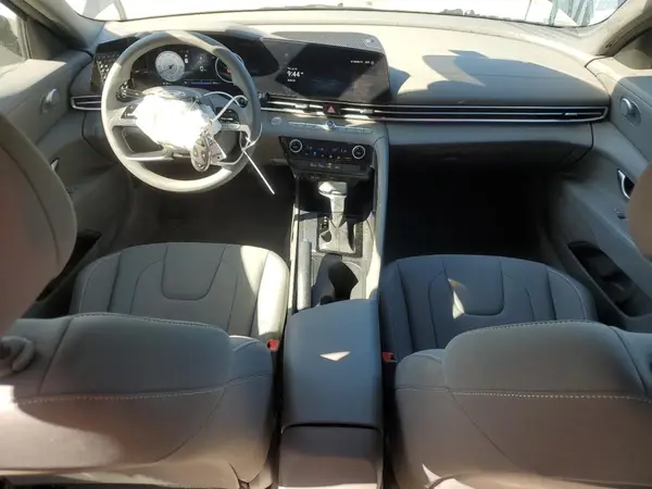KMHLM4DG2RU799426 2024 HYUNDAI ELANTRA - Image 8