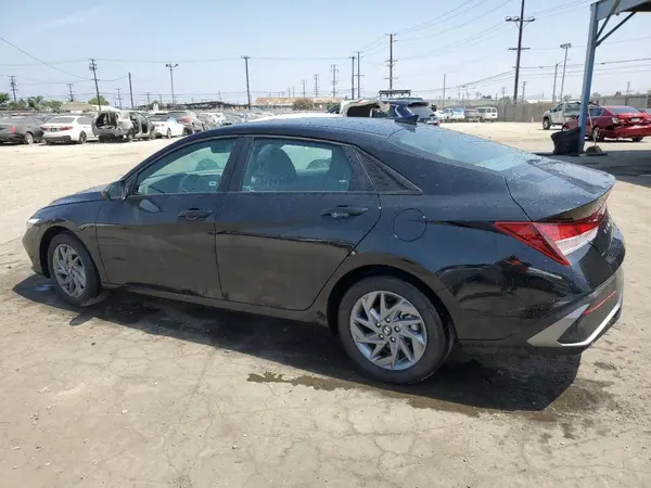 KMHLM4DG2RU806441 2024 HYUNDAI ELANTRA - Image 2