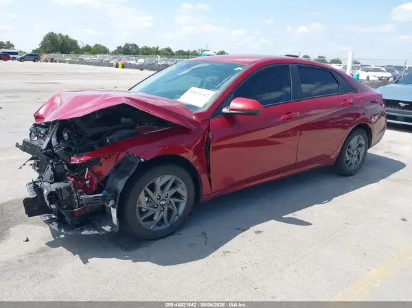 KMHLM4DG2RU807234 2024 HYUNDAI ELANTRA - Image 2