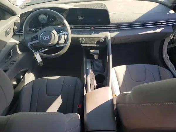 KMHLM4DG2RU807671 2024 HYUNDAI ELANTRA - Image 8