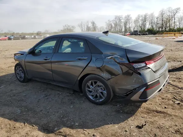 KMHLM4DG2RU807783 2024 HYUNDAI ELANTRA - Image 2