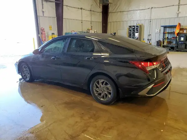 KMHLM4DG2RU809470 2024 HYUNDAI ELANTRA - Image 2