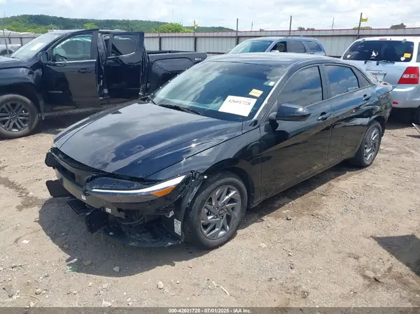 KMHLM4DG2RU809517 2024 HYUNDAI ELANTRA - Image 2