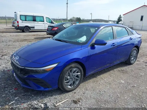 KMHLM4DG2RU809713 2024 HYUNDAI ELANTRA - Image 2