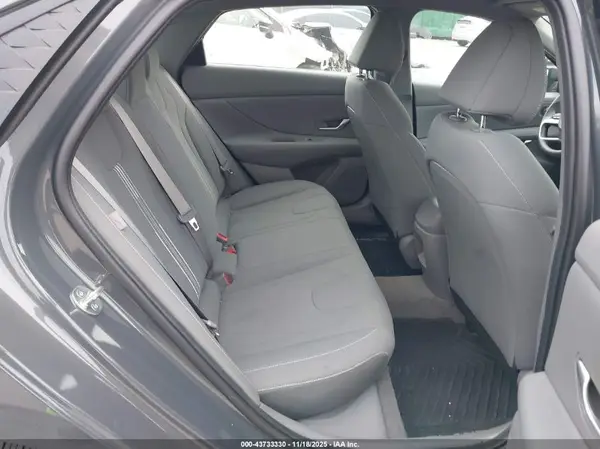 KMHLM4DG2RU812773 2024 HYUNDAI ELANTRA - Image 8