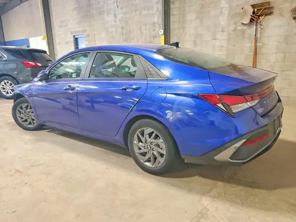 KMHLM4DG2RU813759 2024 HYUNDAI ELANTRA - Image 2