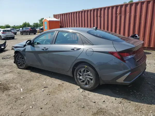 KMHLM4DG2RU814796 2024 HYUNDAI ELANTRA - Image 2