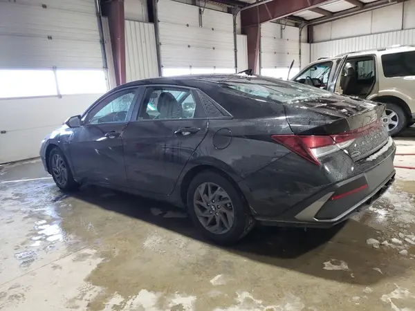 KMHLM4DG2RU816029 2024 HYUNDAI ELANTRA - Image 2