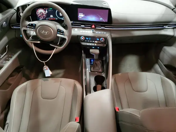 KMHLM4DG2RU817990 2024 HYUNDAI ELANTRA - Image 8