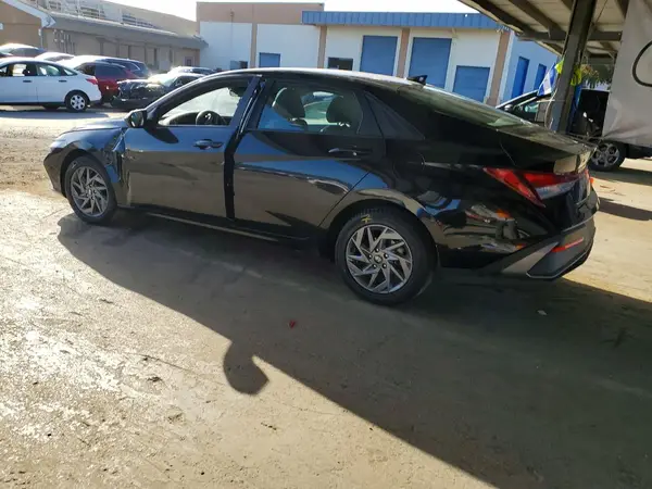 KMHLM4DG2RU820906 2024 HYUNDAI ELANTRA - Image 2