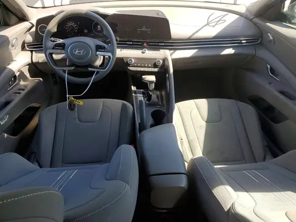 KMHLM4DG2RU820906 2024 HYUNDAI ELANTRA - Image 8