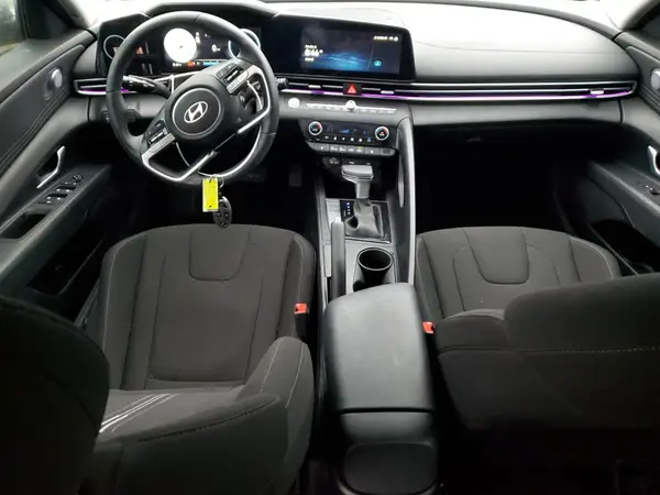 KMHLM4DG2RU823272 2024 HYUNDAI ELANTRA - Image 8