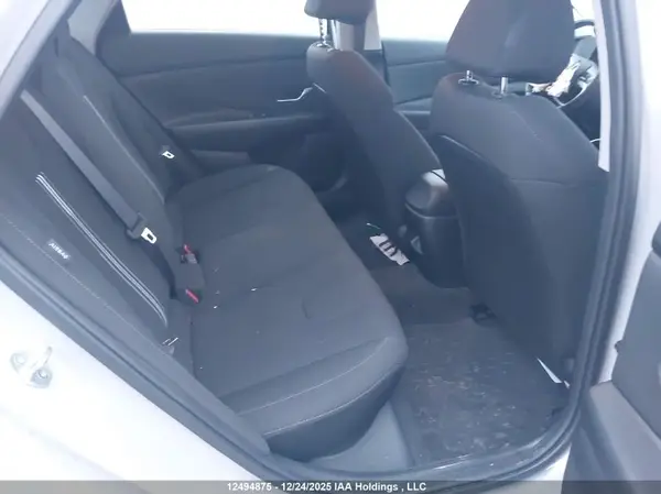 KMHLM4DG2RU824647 2024 HYUNDAI ELANTRA - Image 8