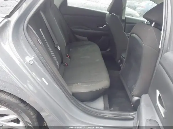 KMHLM4DG2RU830805 2024 HYUNDAI ELANTRA - Image 8