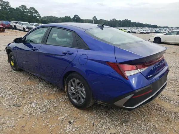 KMHLM4DG2RU832702 2024 HYUNDAI ELANTRA - Image 2