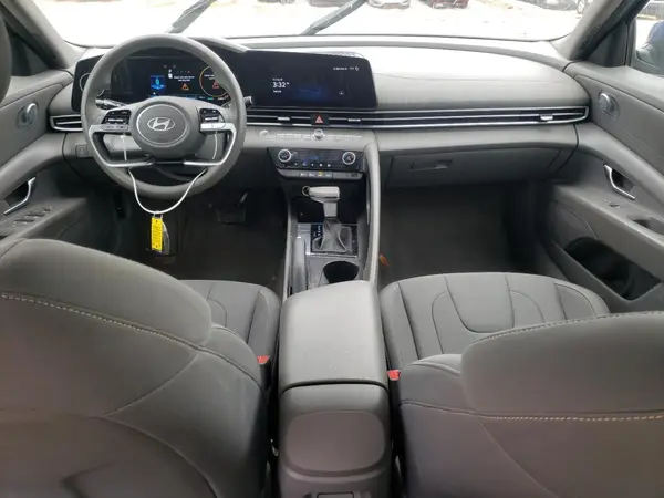 KMHLM4DG2RU832702 2024 HYUNDAI ELANTRA - Image 8
