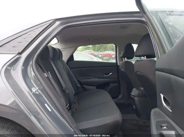 KMHLM4DG2RU835549 2024 HYUNDAI ELANTRA - Image 8
