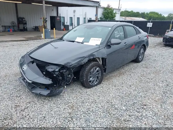 KMHLM4DG2RU838550 2024 HYUNDAI ELANTRA - Image 2