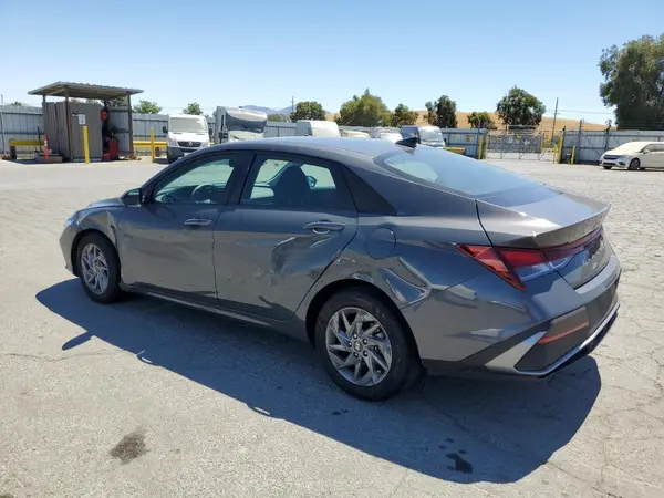 KMHLM4DG2RU839682 2024 HYUNDAI ELANTRA - Image 2