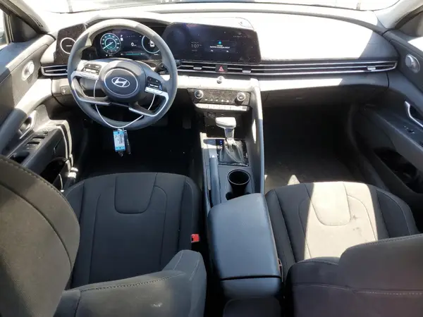 KMHLM4DG2RU839682 2024 HYUNDAI ELANTRA - Image 8