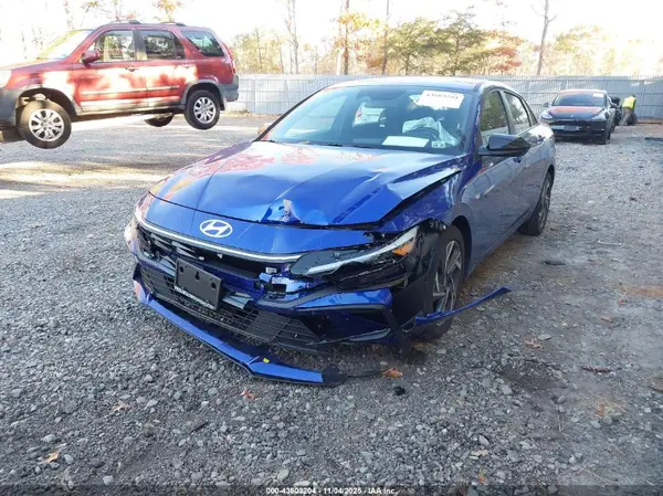 KMHLM4DG2SU021942 2025 HYUNDAI ELANTRA - Image 2