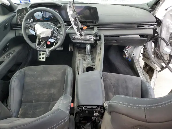 KMHLM4DG2SU033192 2025 HYUNDAI ELANTRA - Image 8
